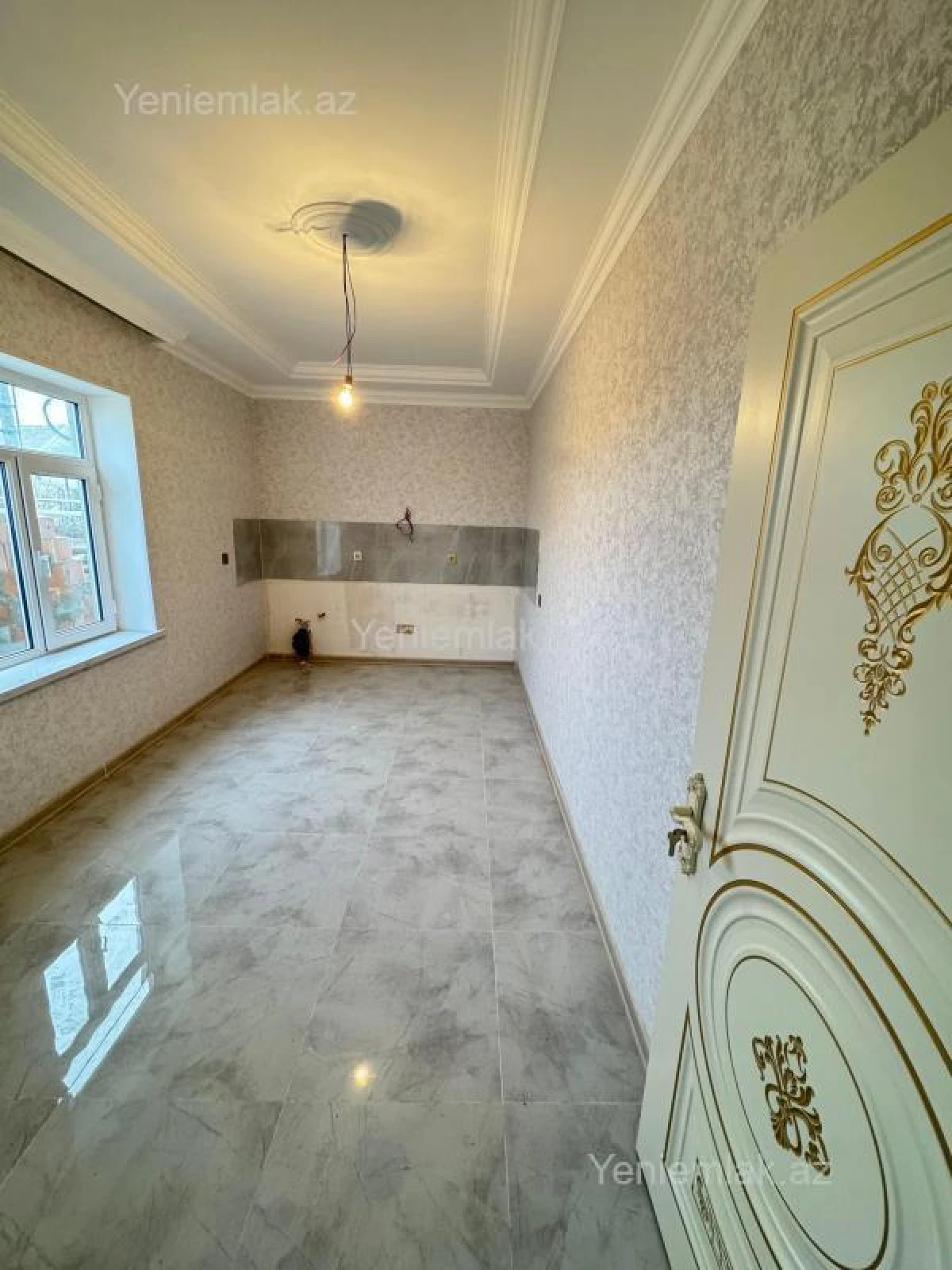 Satılır 4 otaqlı həyət evi 170 m²