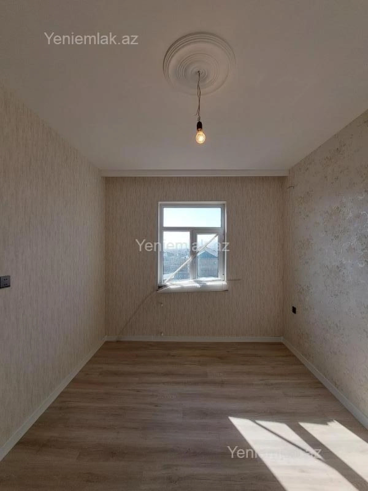 Satılır 4 otaqlı həyət evi 140 m²