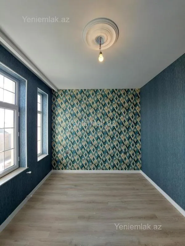 Satılır 4 otaqlı həyət evi 140 m²