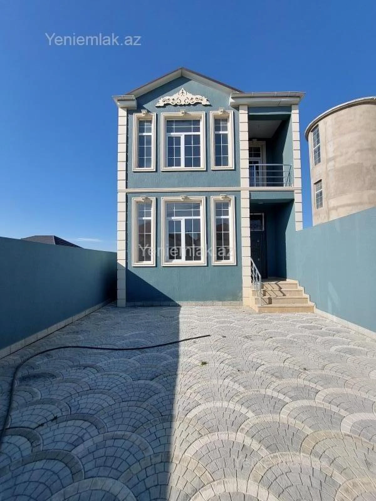 Satılır 4 otaqlı həyət evi 140 m²