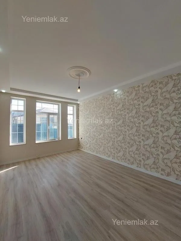 Satılır 4 otaqlı həyət evi 140 m²