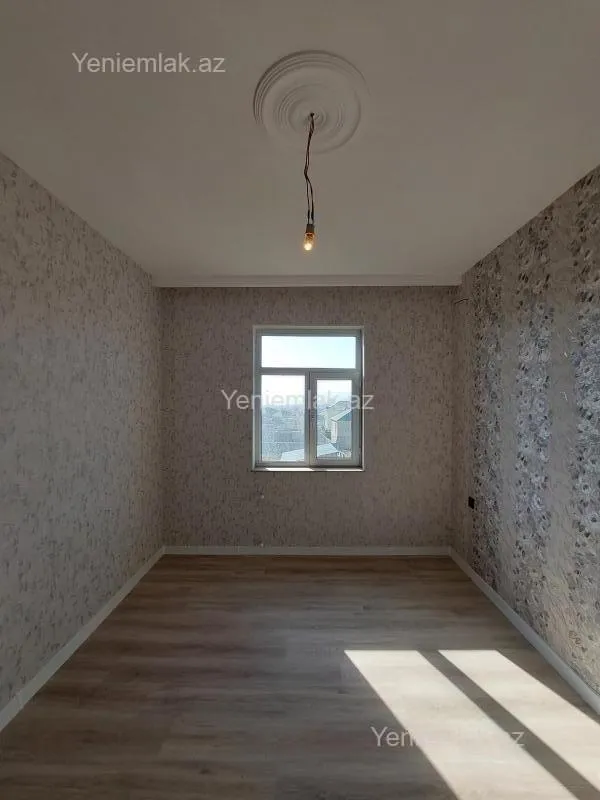 Satılır 4 otaqlı həyət evi 140 m²