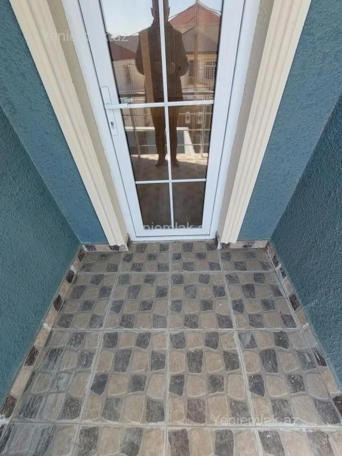 Satılır 4 otaqlı həyət evi 140 m²