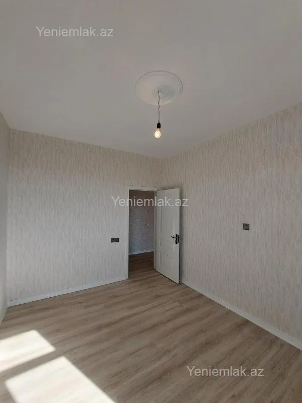 Satılır 4 otaqlı həyət evi 140 m²