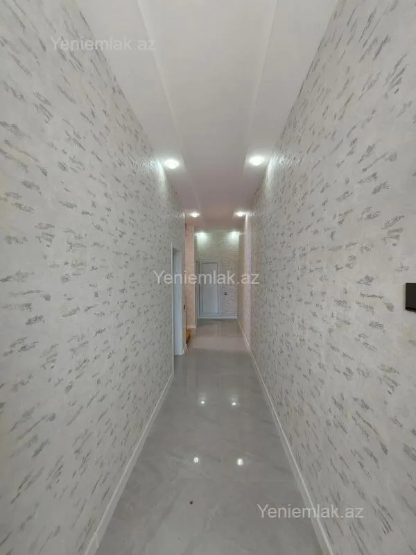 Satılır 4 otaqlı həyət evi 140 m²