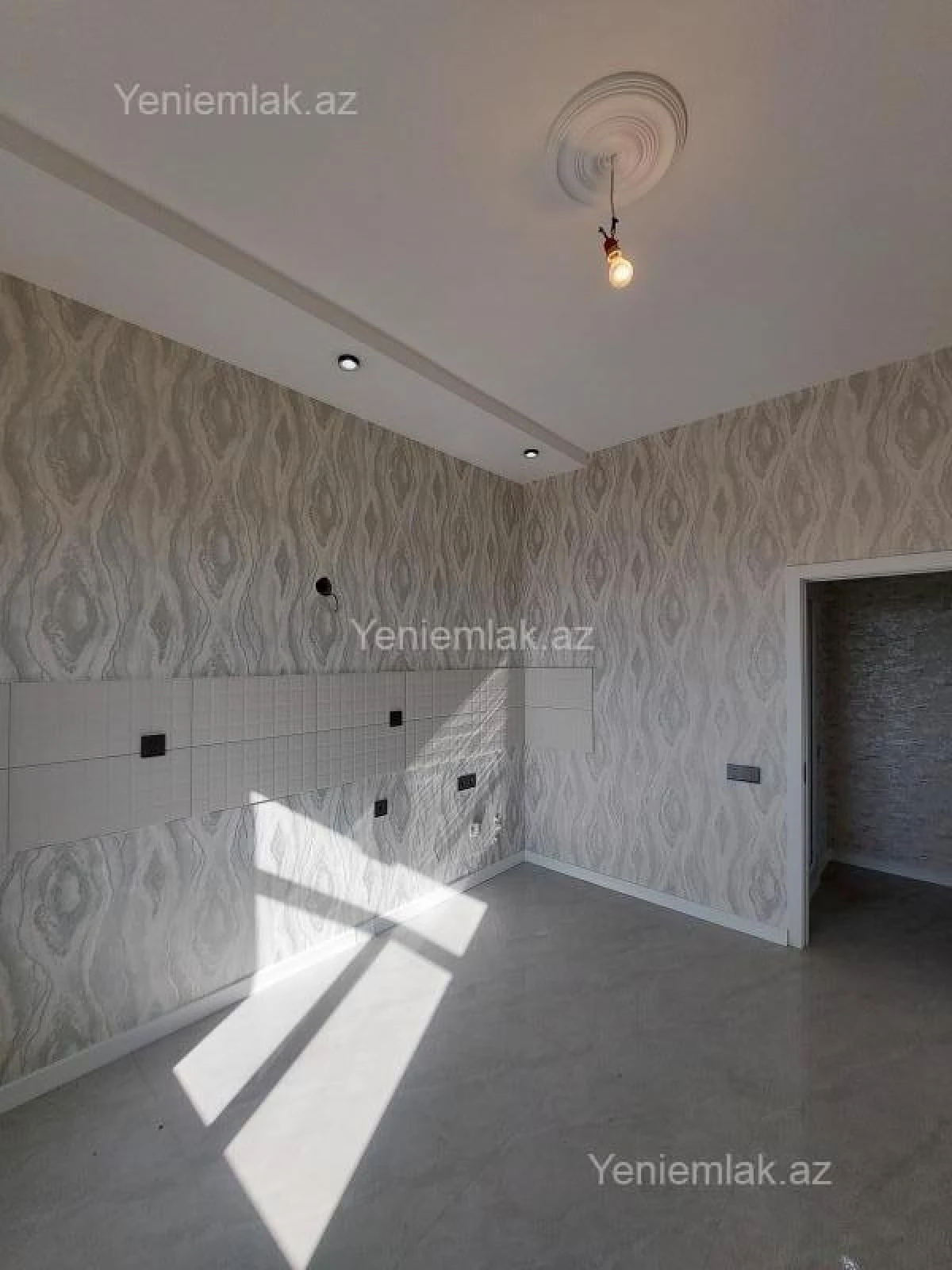 Satılır 4 otaqlı həyət evi 140 m²
