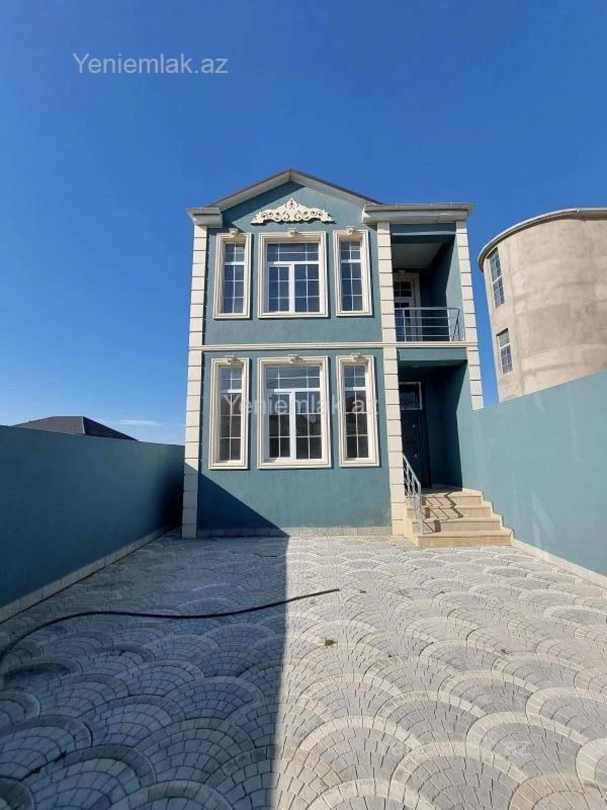 Satılır 4 otaqlı həyət evi 140 m²