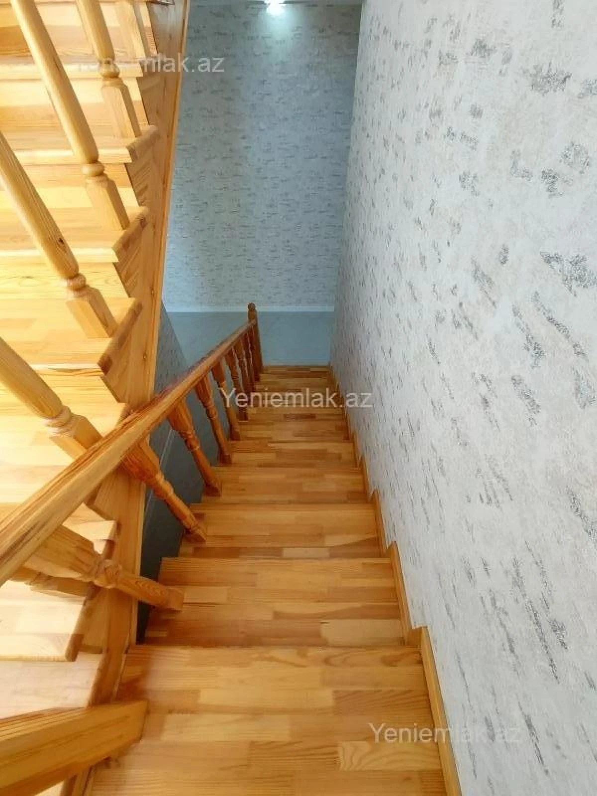 Satılır 4 otaqlı həyət evi 140 m²