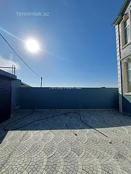 Satılır 4 otaqlı həyət evi 140 m²