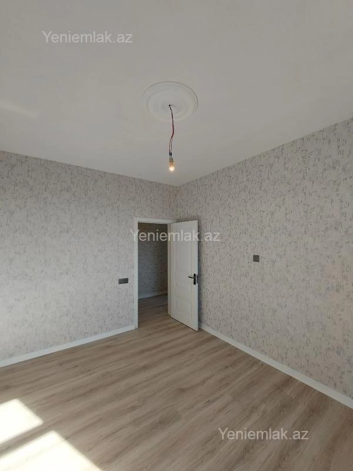 Satılır 4 otaqlı həyət evi 140 m²