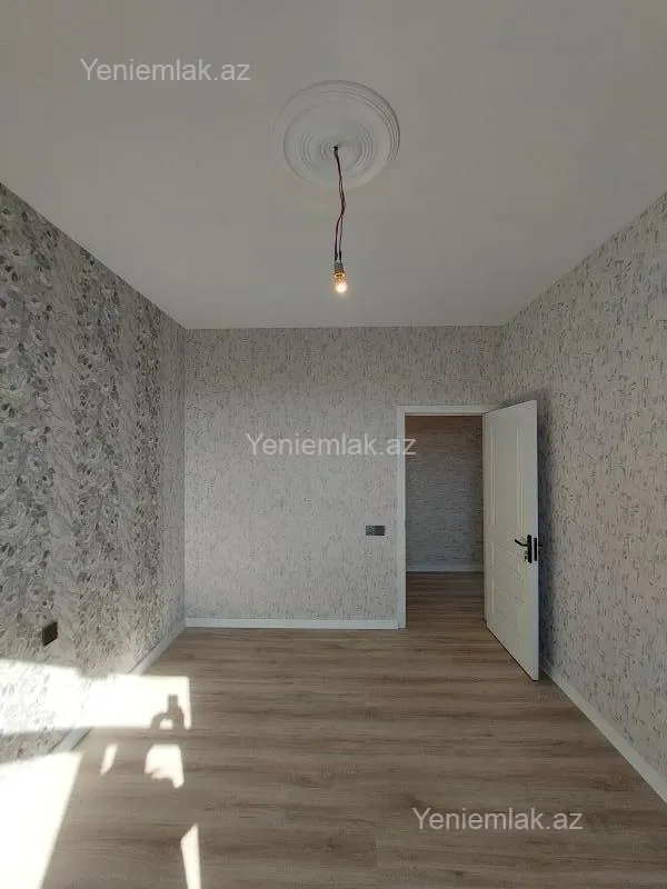 Satılır 4 otaqlı həyət evi 140 m²