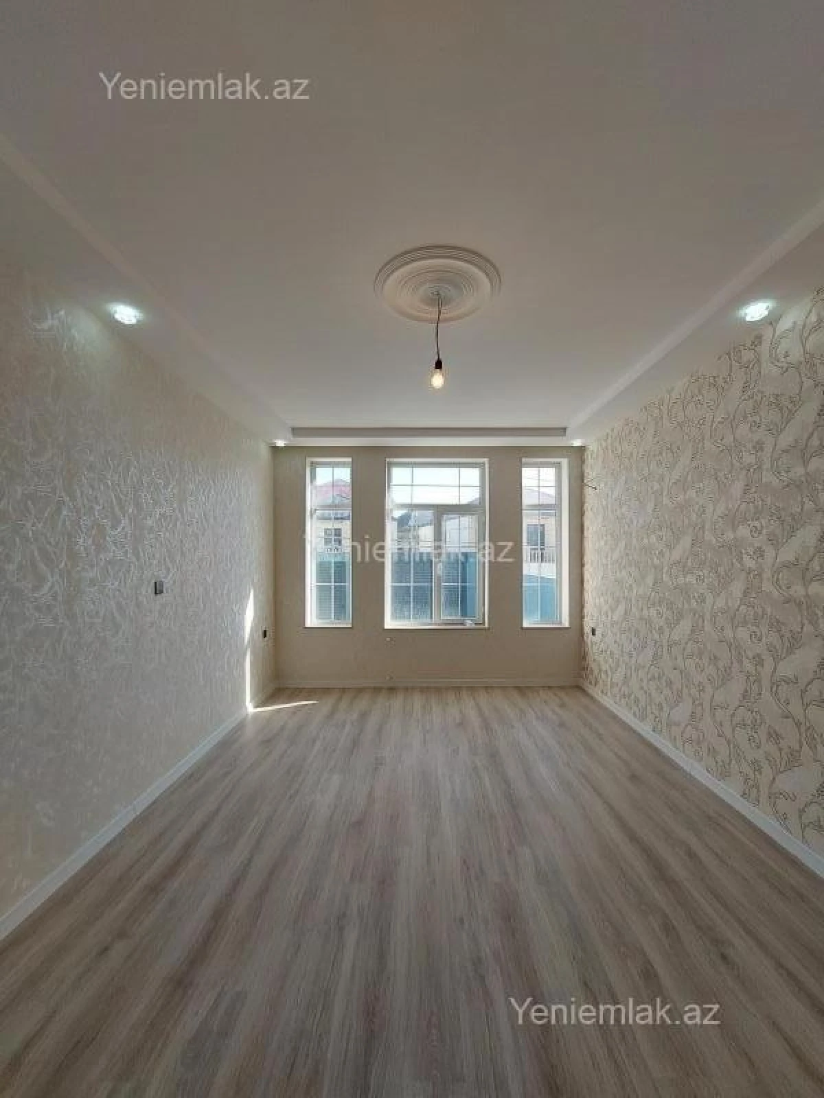 Satılır 4 otaqlı həyət evi 140 m²