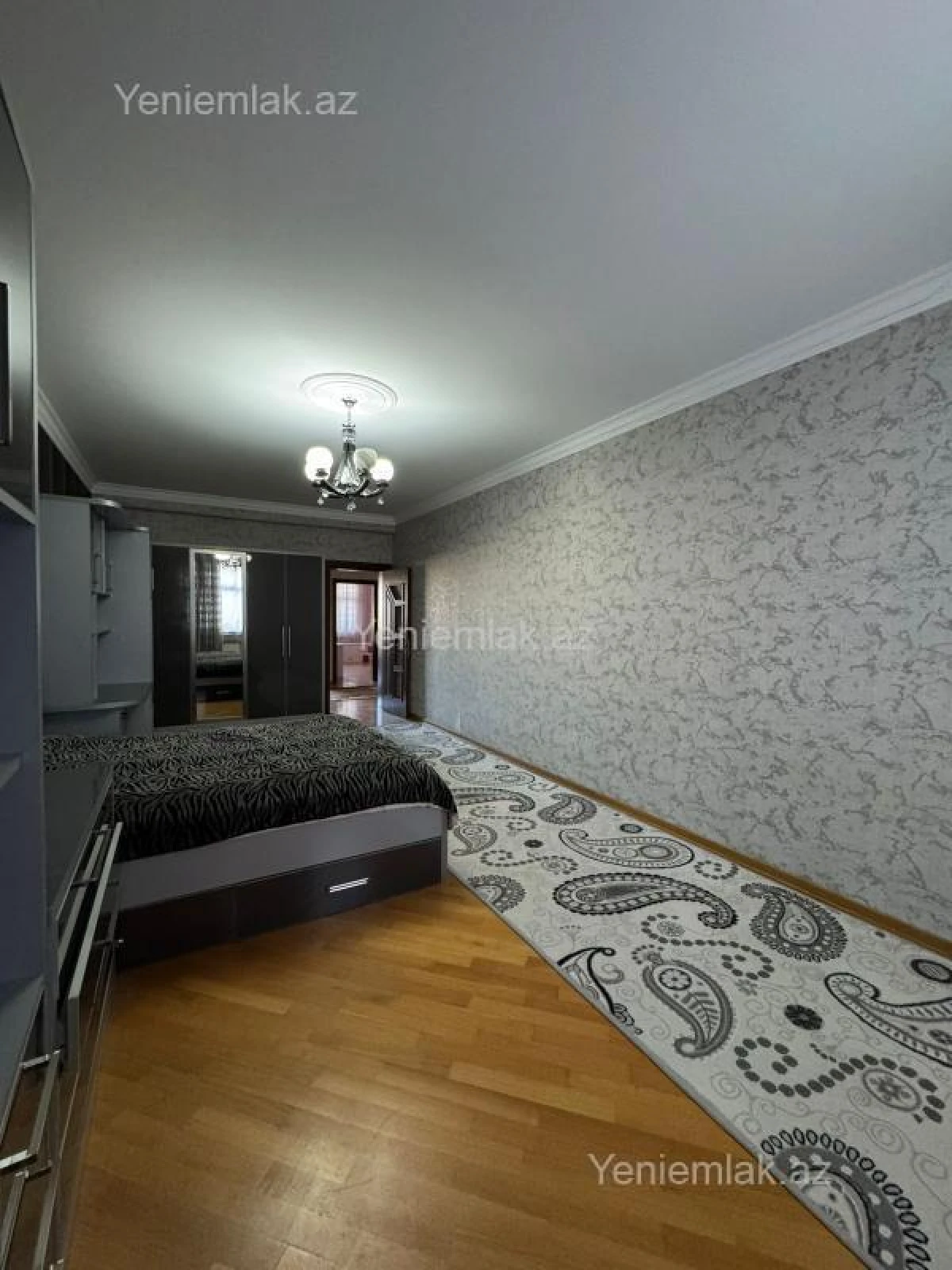 Satılır 4 otaqlı yeni tikili 175 m²