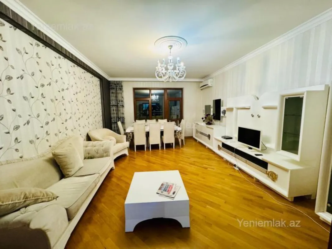 Satılır 4 otaqlı yeni tikili 175 m²