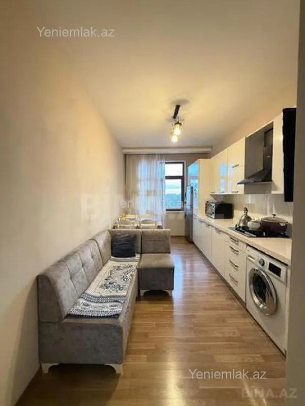 Satılır 4 otaqlı yeni tikili 125 m²