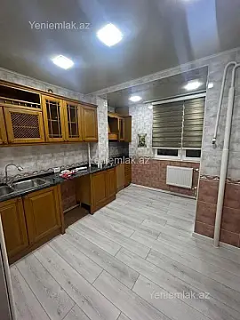 Satılır 3 otaqlı köhnə tikili 85 m² — Bakı, Xətai 3 otaq 85.00 m²