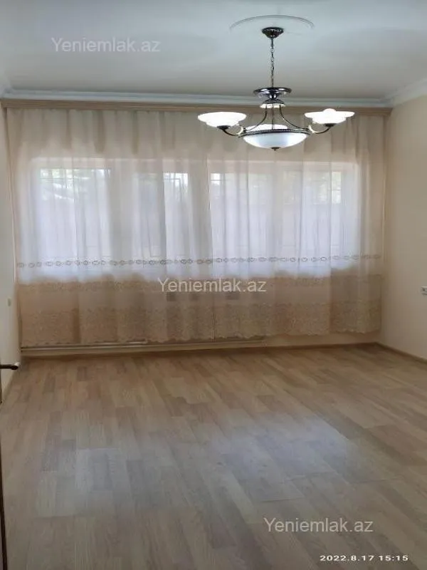 Satılır 5 otaqlı köhnə tikili 155 m²