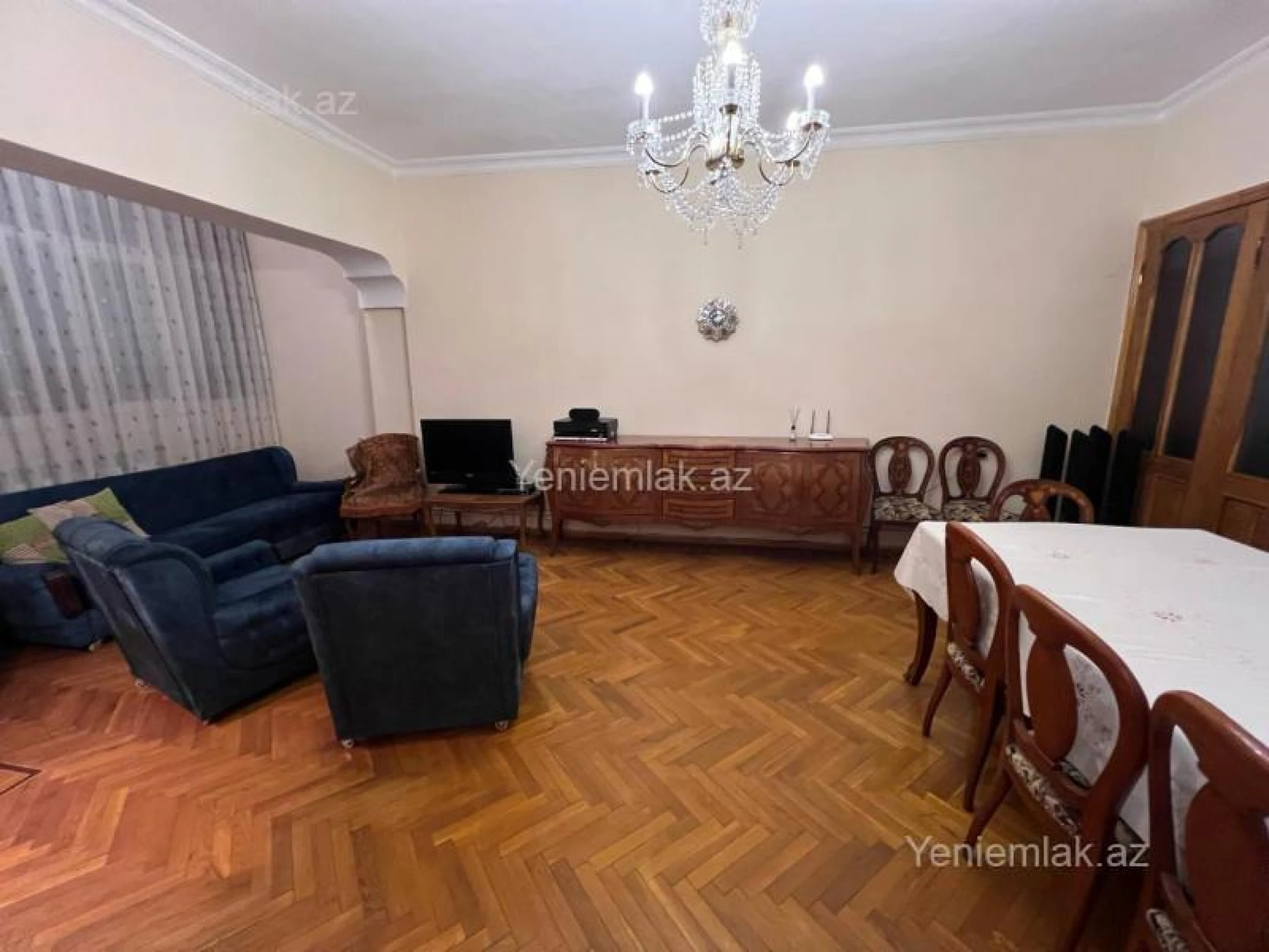 Satılır 5 otaqlı köhnə tikili 155 m²
