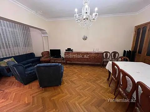 Satılır 5 otaqlı köhnə tikili 155 m² — Bakı, Nərimanov 5 otaq 155.00 m²