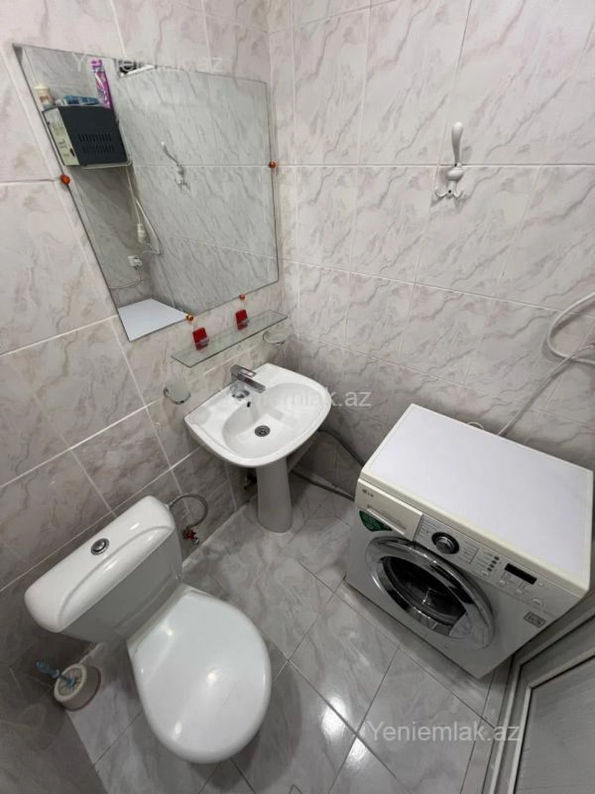 Satılır 5 otaqlı köhnə tikili 155 m²