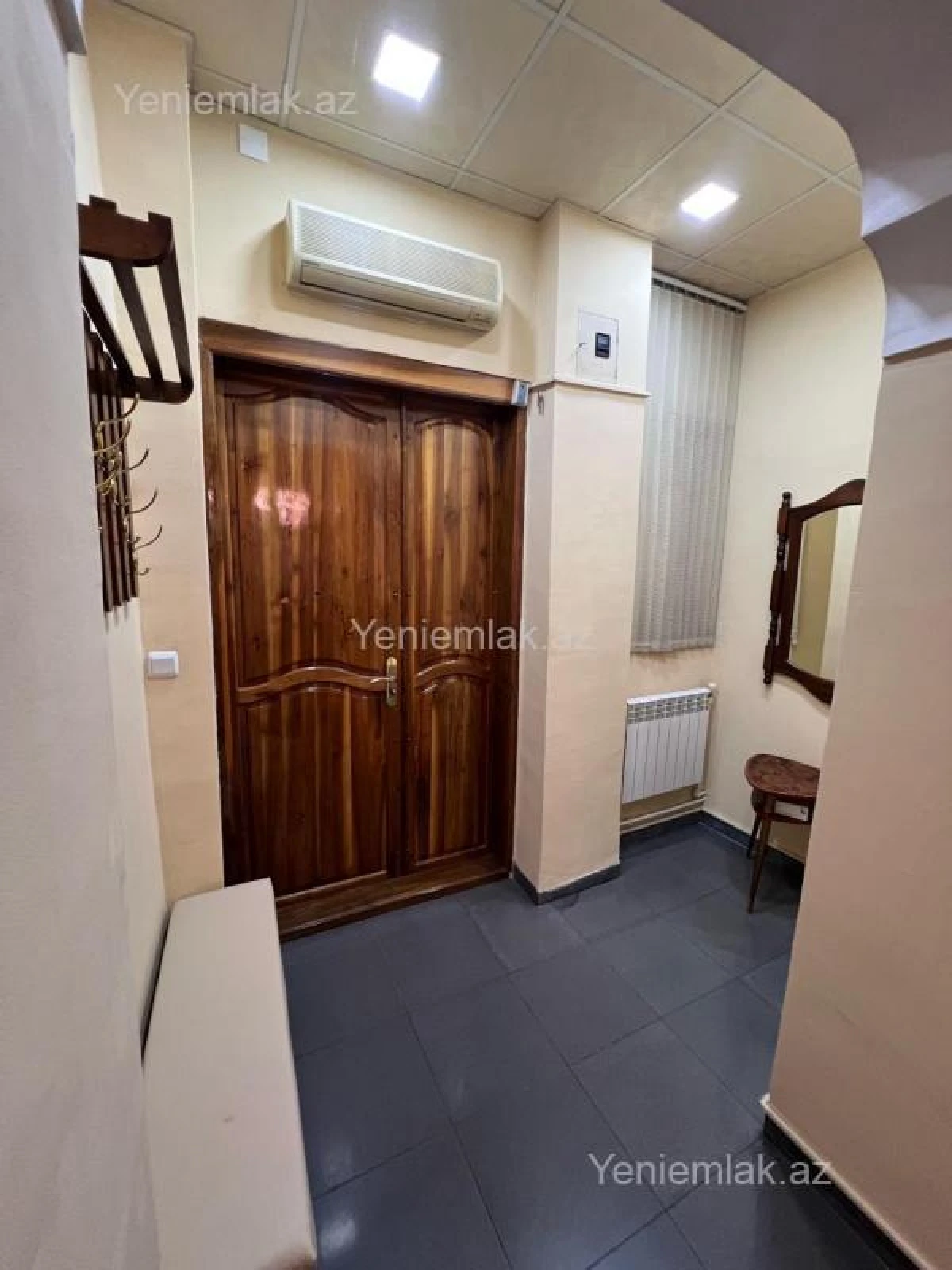 Satılır 5 otaqlı köhnə tikili 155 m²