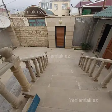 Satılır 4 otaqlı həyət evi 105 m²