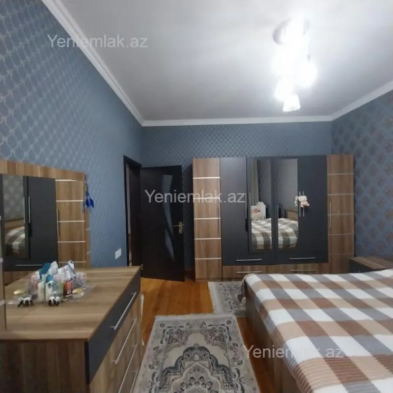 Satılır 4 otaqlı həyət evi 105 m²