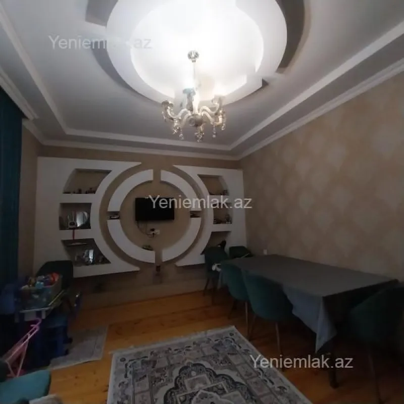 Satılır 4 otaqlı həyət evi 105 m²
