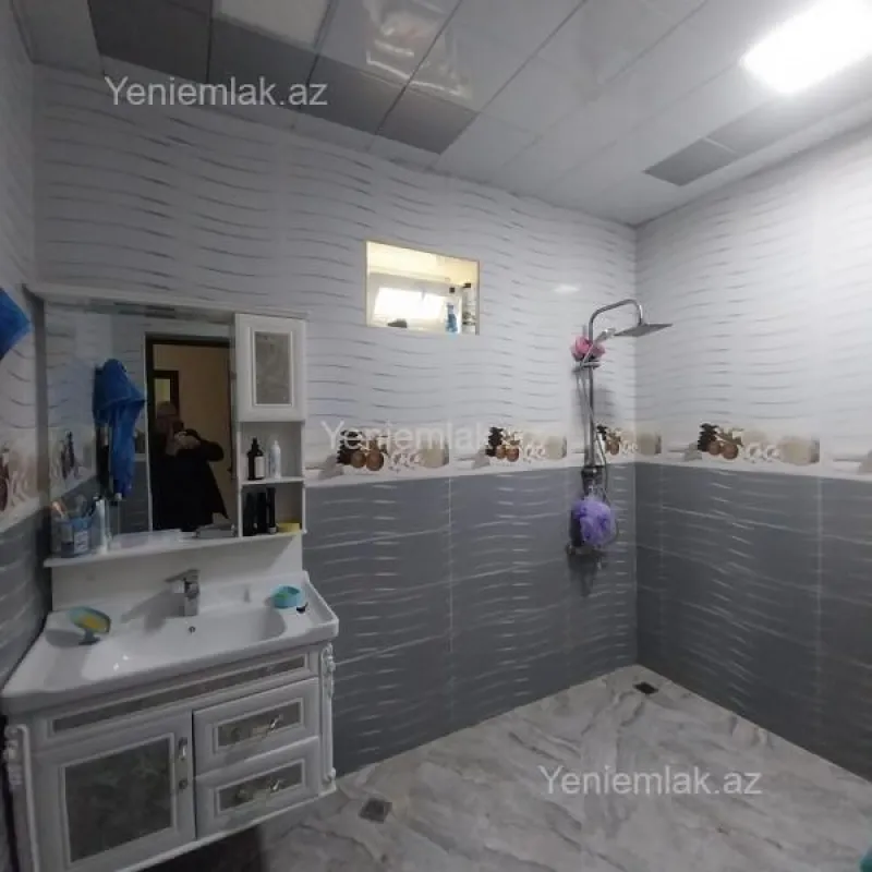 Satılır 4 otaqlı həyət evi 105 m²