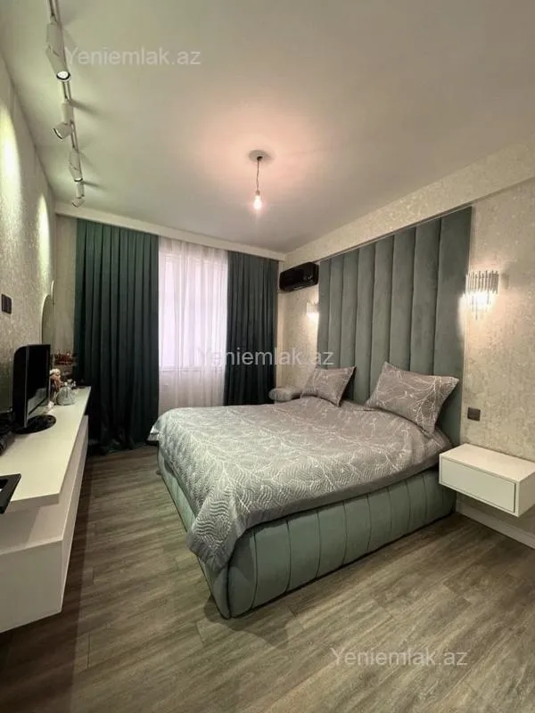 Satılır 3 otaqlı yeni tikili 110 m²