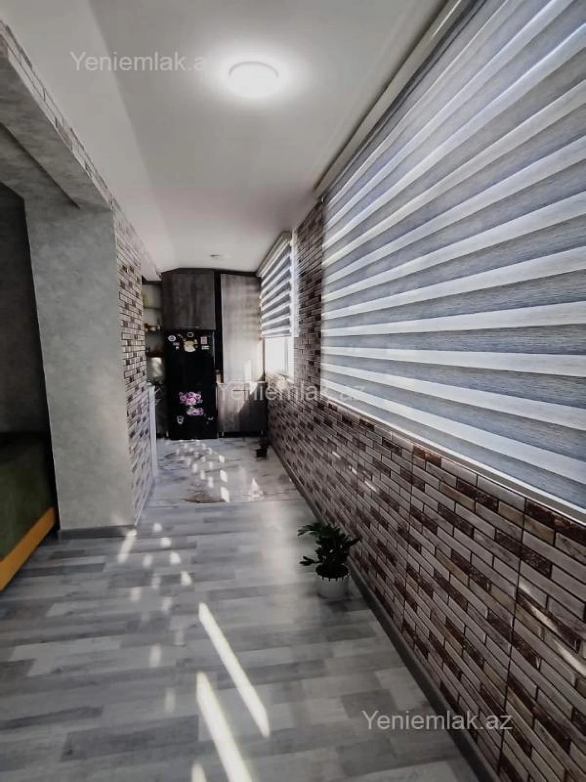 Satılır 5 otaqlı köhnə tikili 130 m²