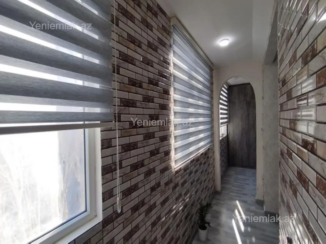 Satılır 5 otaqlı köhnə tikili 130 m²