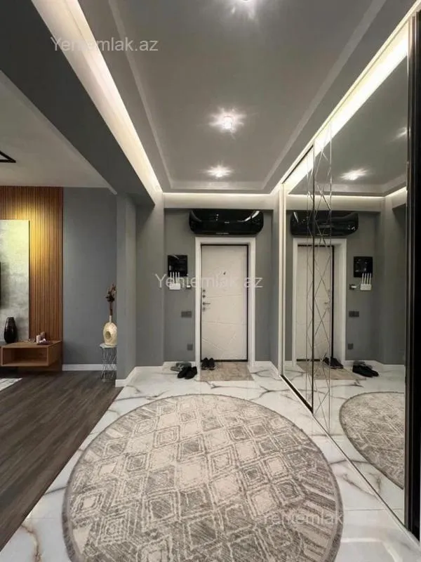 Satılır 3 otaqlı yeni tikili 110 m²