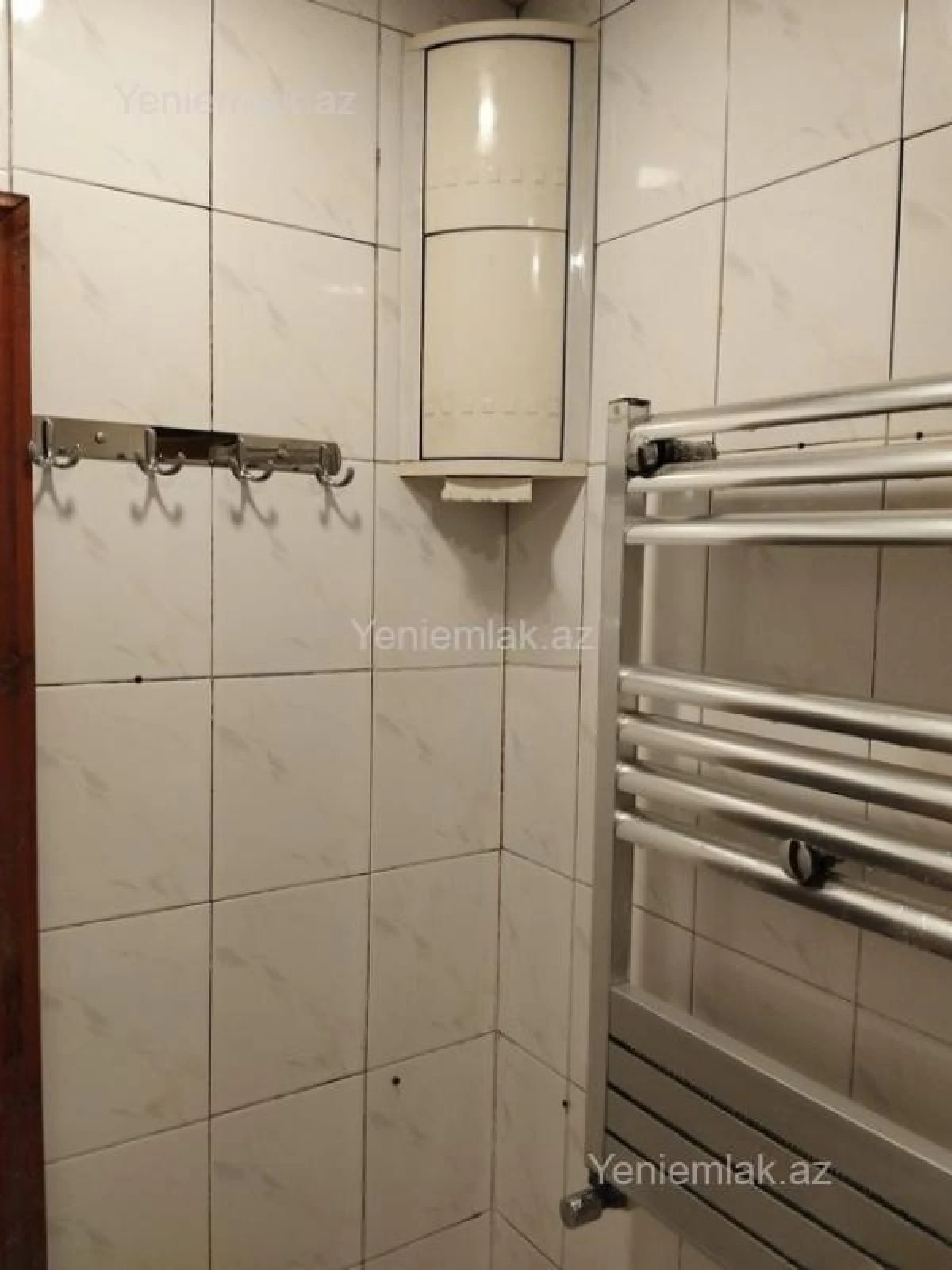 Satılır 3 otaqlı yeni tikili 75 m²