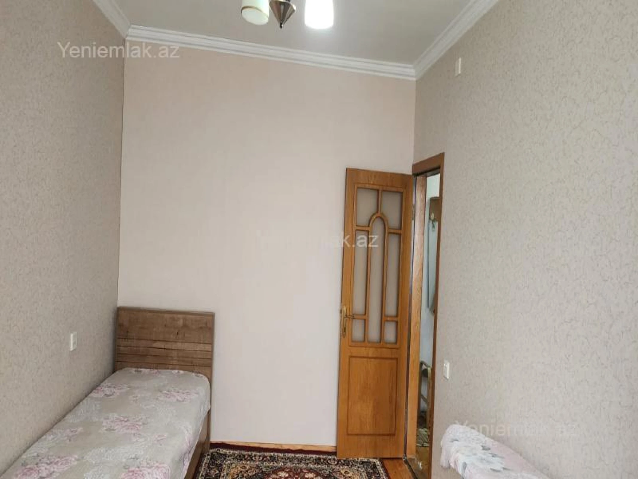 Satılır 2 otaqlı köhnə tikili 60 m²