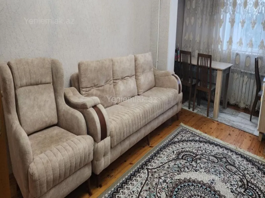 Satılır 2 otaqlı köhnə tikili 60 m²