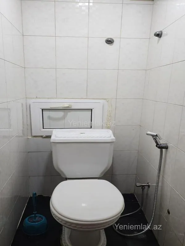 Satılır 2 otaqlı köhnə tikili 60 m²