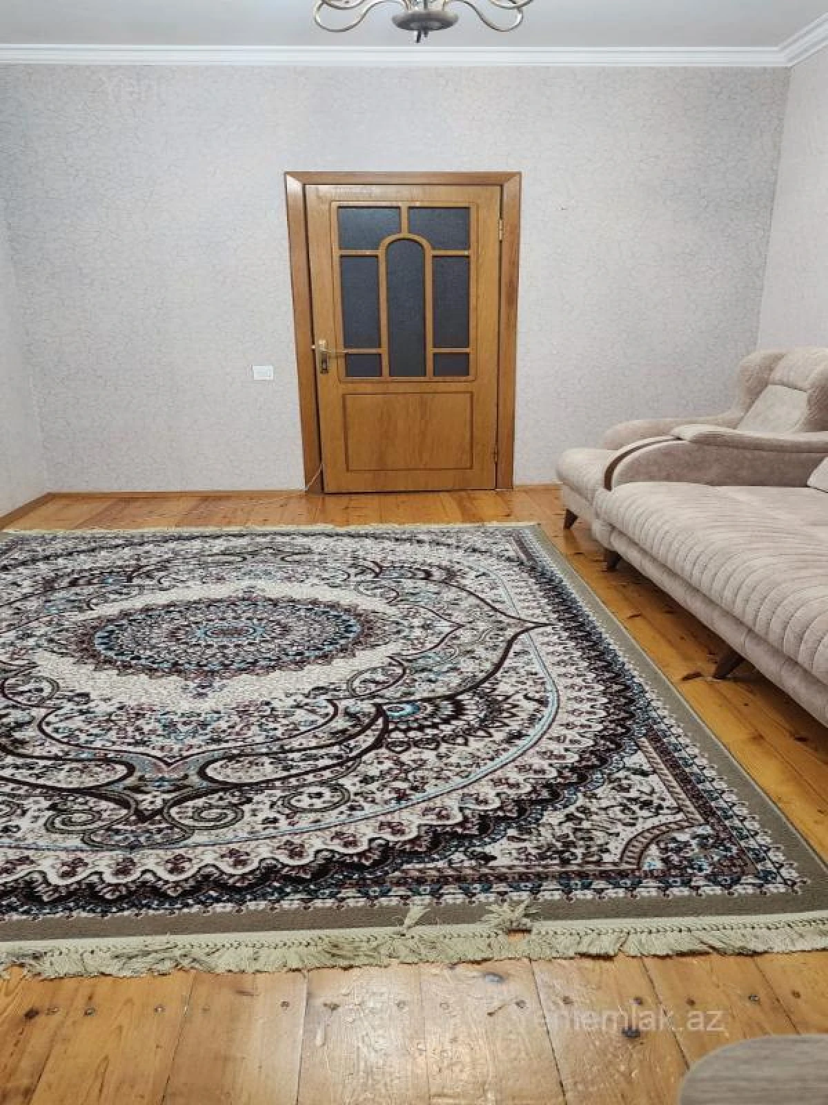 Satılır 2 otaqlı köhnə tikili 60 m²