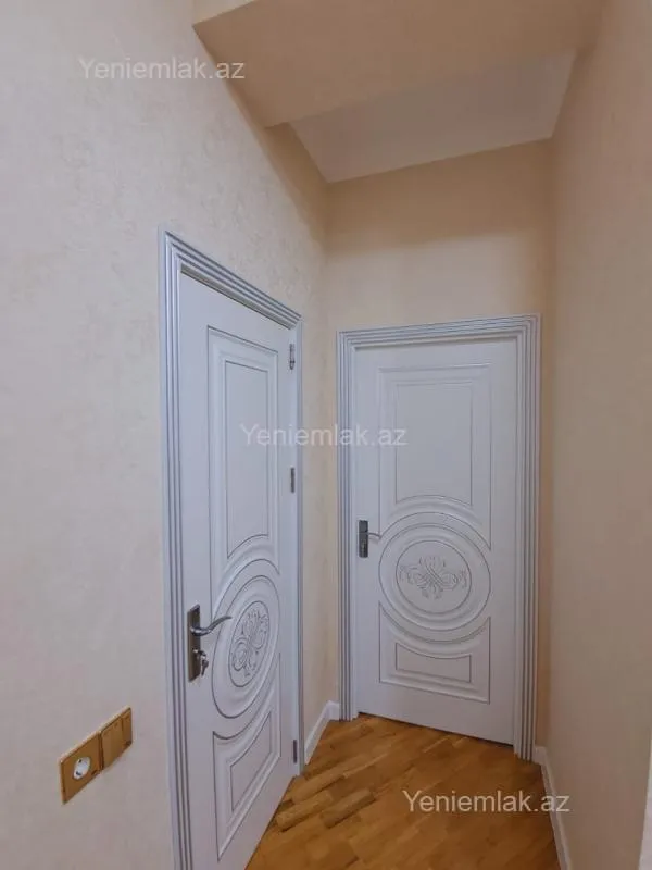 Satılır 3 otaqlı yeni tikili 70 m²