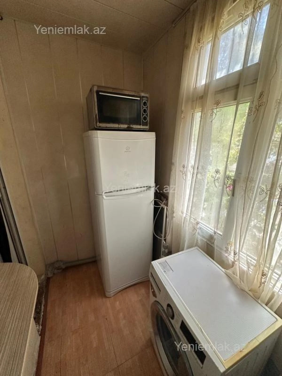 Satılır 2 otaqlı köhnə tikili 45 m²