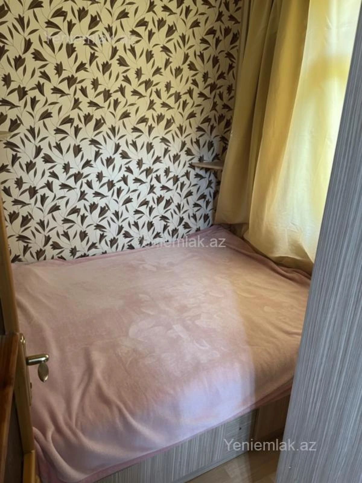 Satılır 2 otaqlı köhnə tikili 45 m²