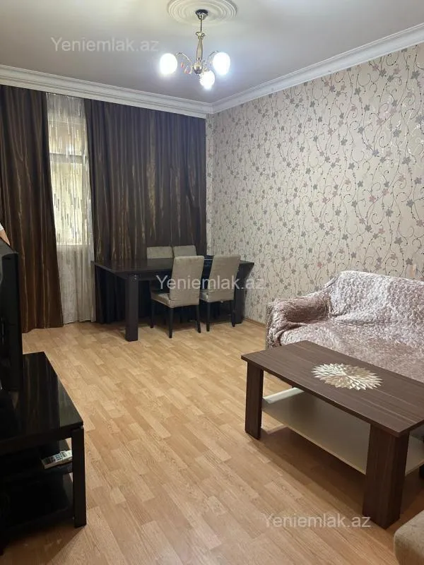 Satılır 2 otaqlı köhnə tikili 45 m²