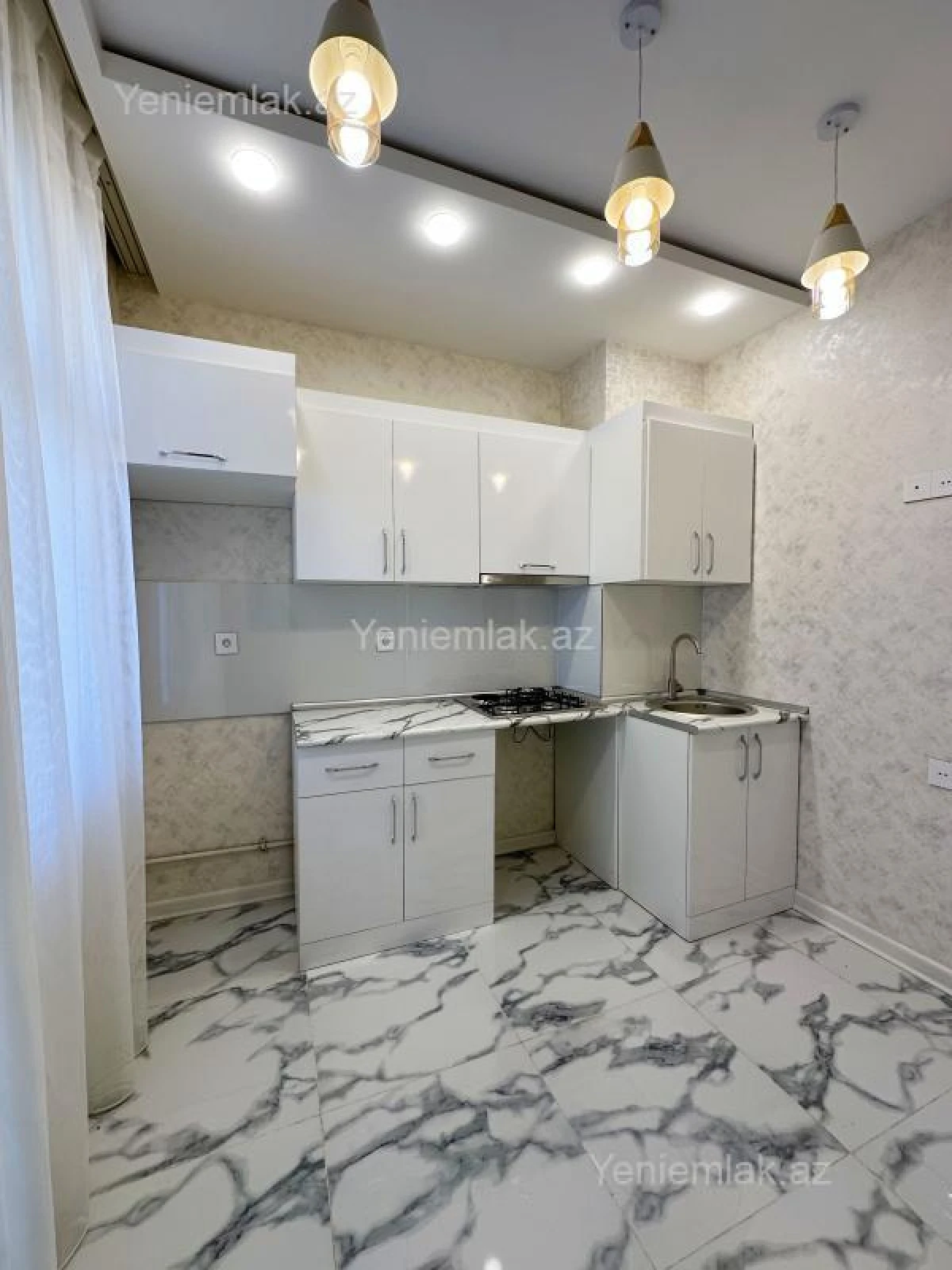 Satılır 3 otaqlı yeni tikili 89 m²