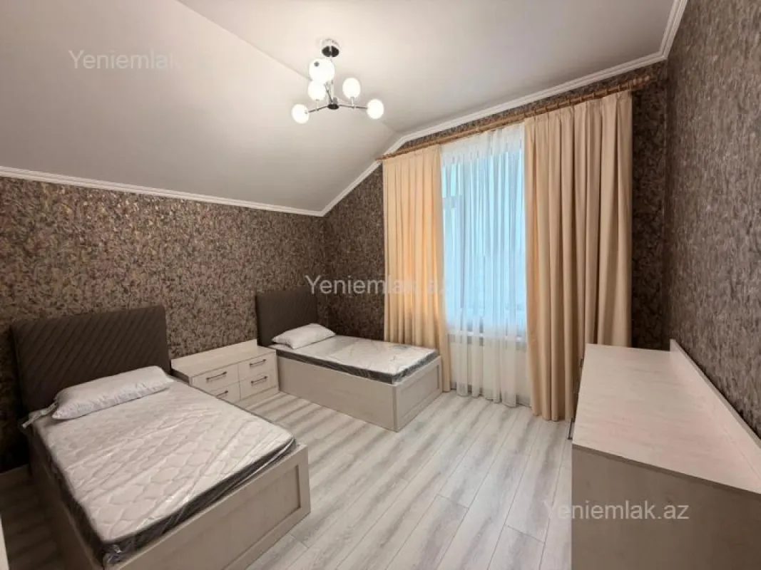 Satılır 6 otaqlı həyət evi 280 m²