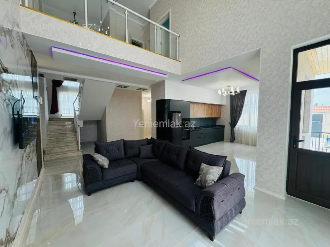 Satılır 6 otaqlı həyət evi 280 m²