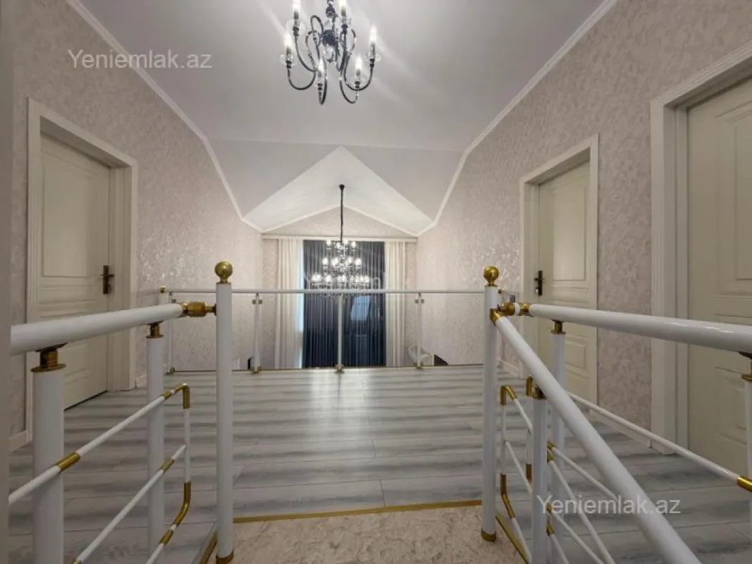 Satılır 6 otaqlı həyət evi 280 m²