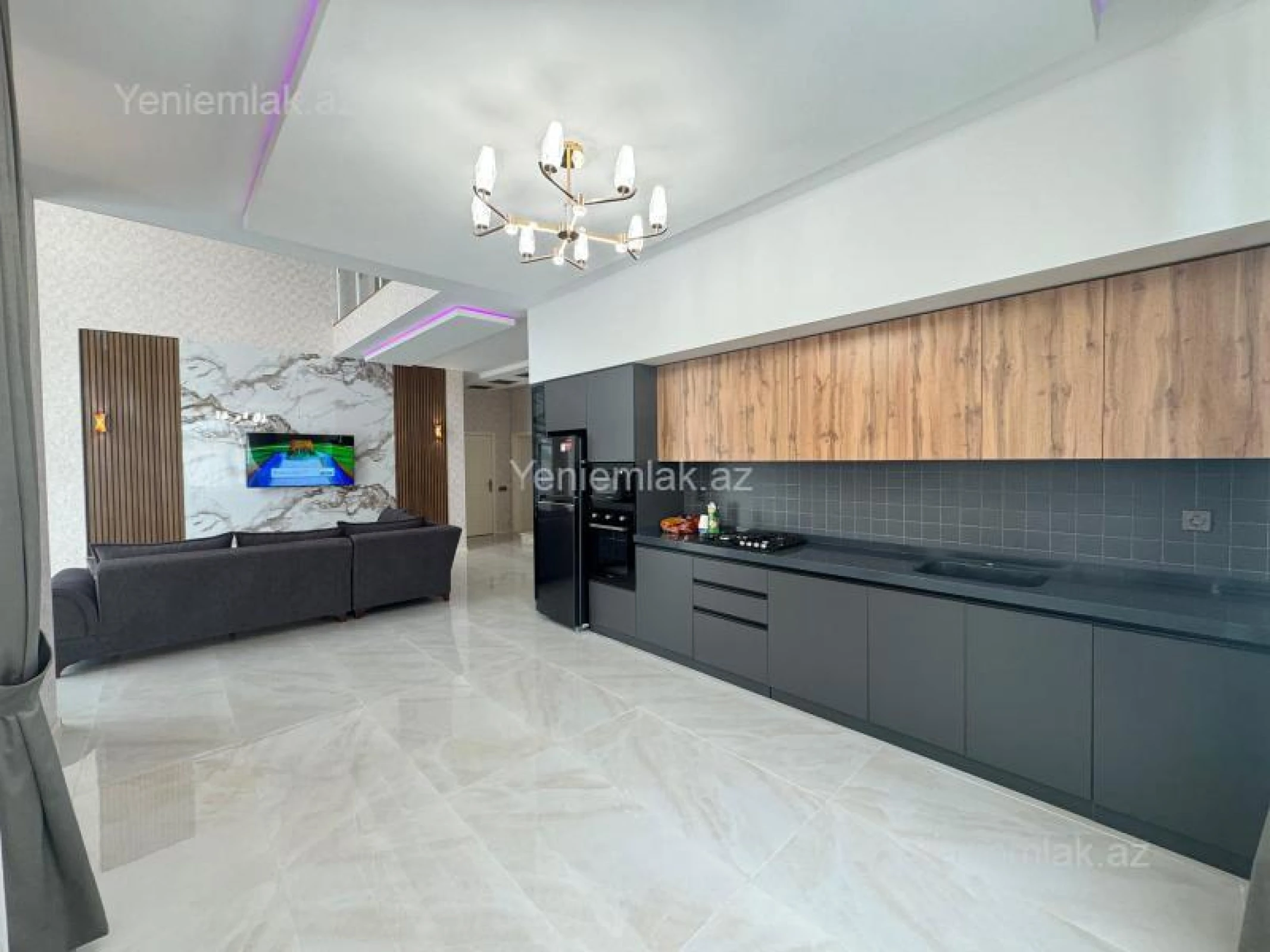 Satılır 6 otaqlı həyət evi 280 m²