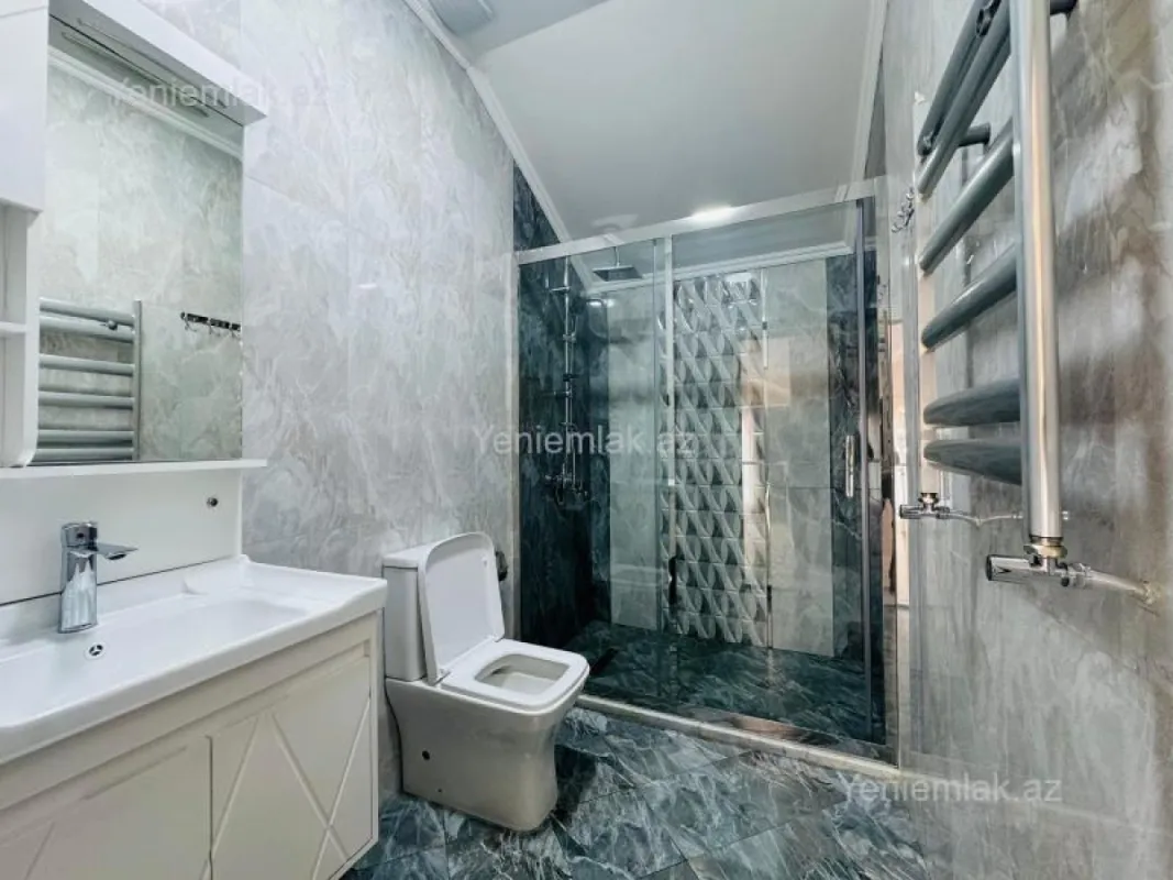 Satılır 6 otaqlı həyət evi 280 m²