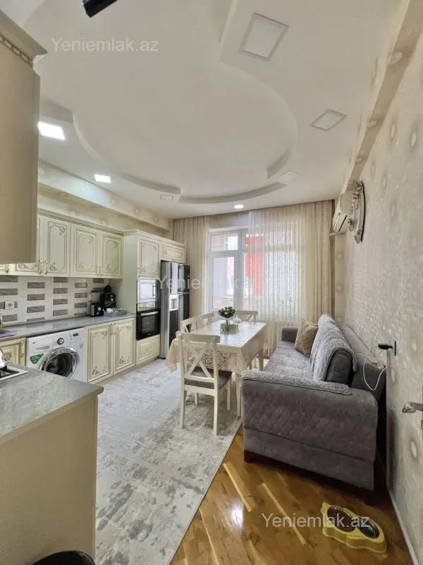 Satılır 3 otaqlı yeni tikili 136 m²