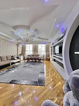 Satılır 3 otaqlı yeni tikili 136 m²